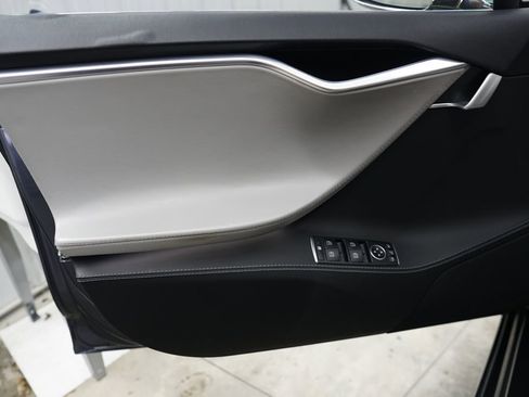 Used 2015 Tesla Model S 85D AWD/4WD image 16