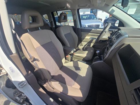 Used 2007 Jeep Compass Sport FWD image 51