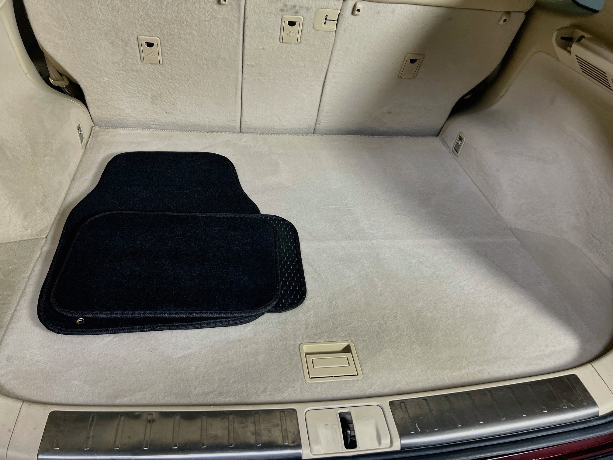 Used 2015 Lexus RX 450h AWD image 26