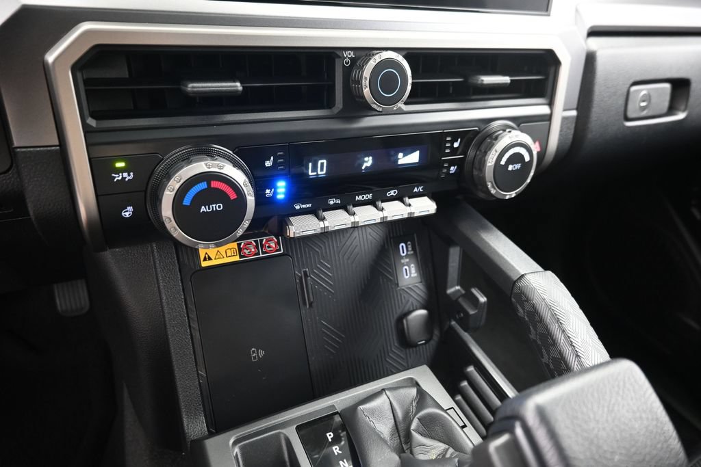 Used 2025 Toyota 4Runner TRD Off-Road Premium w/ Tow Technology Package AWD/4WD image 21