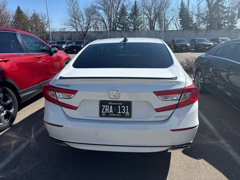 Used 2022 Honda Accord Sport image 4