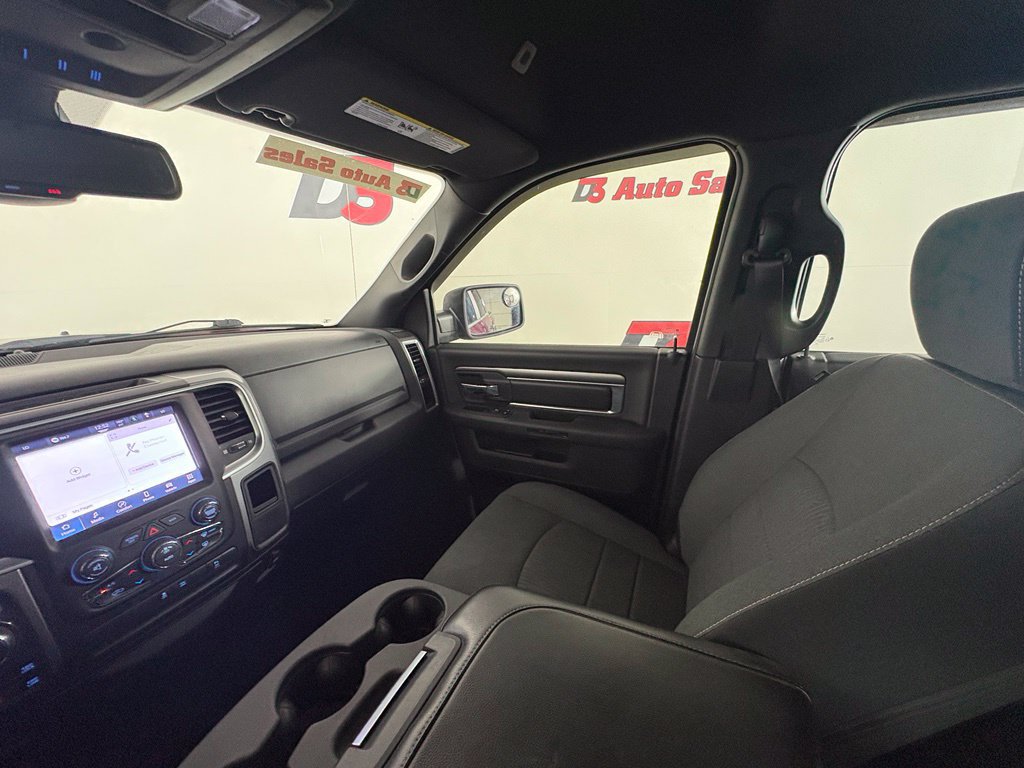 Used 2022 RAM 1500 Warlock AWD/4WD image 29