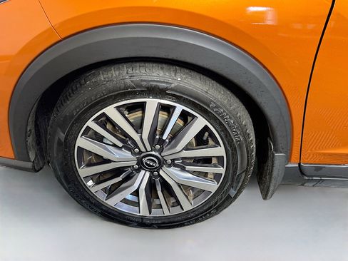 Used 2023 Nissan Kicks SV FWD image 13