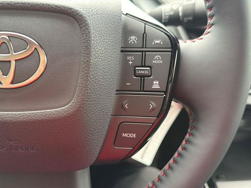 New 2026 Toyota Prius Plug-In Hybrid FWD image 20