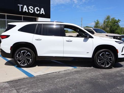 New 2026 Buick Enclave Sport Touring w/ Power Package FWD image 9