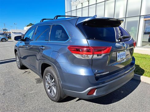Used 2019 Toyota Highlander XLE image 7