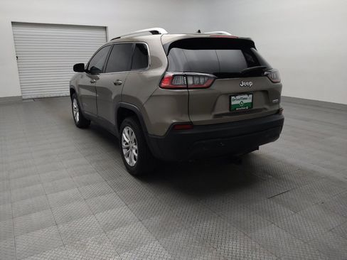 Used 2019 Jeep Cherokee Latitude w/ Popular Appearance Group image 5