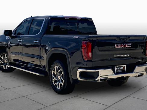 Used 2025 GMC Sierra 1500 SLT AWD/4WD image 12