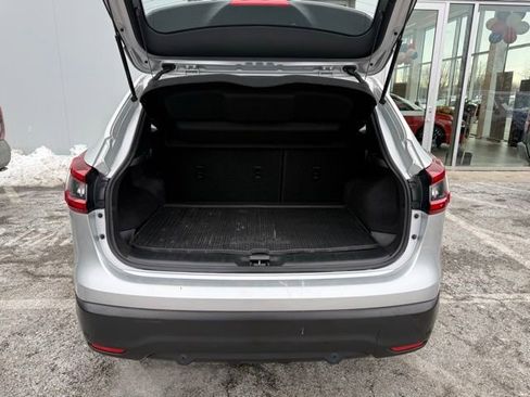 Used 2021 Nissan Rogue Sport SL image 9