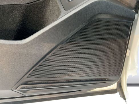 Used 2024 Volkswagen Tiguan SEL R-Line image 23