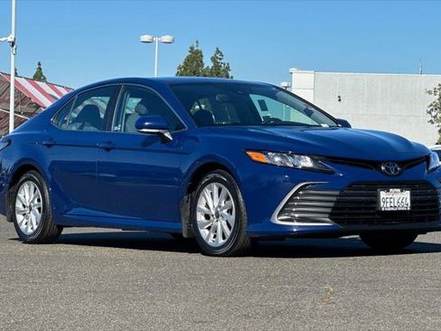 Certified 2023 Toyota Camry LE w/ Convenience Package FWD image 5