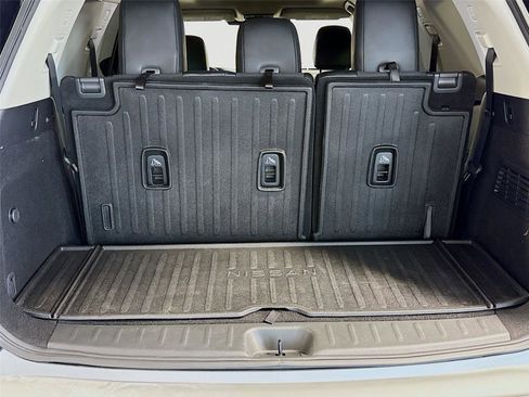 Used 2023 Nissan Pathfinder SL w/ SL Premium Package FWD image 22