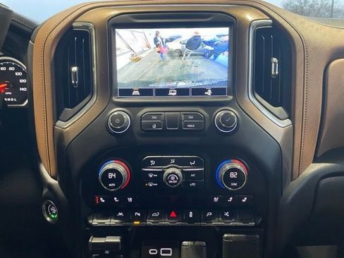 Used 2022 Chevrolet Silverado 1500 High Country AWD/4WD image 22