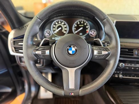 Used 2018 BMW X5 xDrive40e AWD/4WD image 25