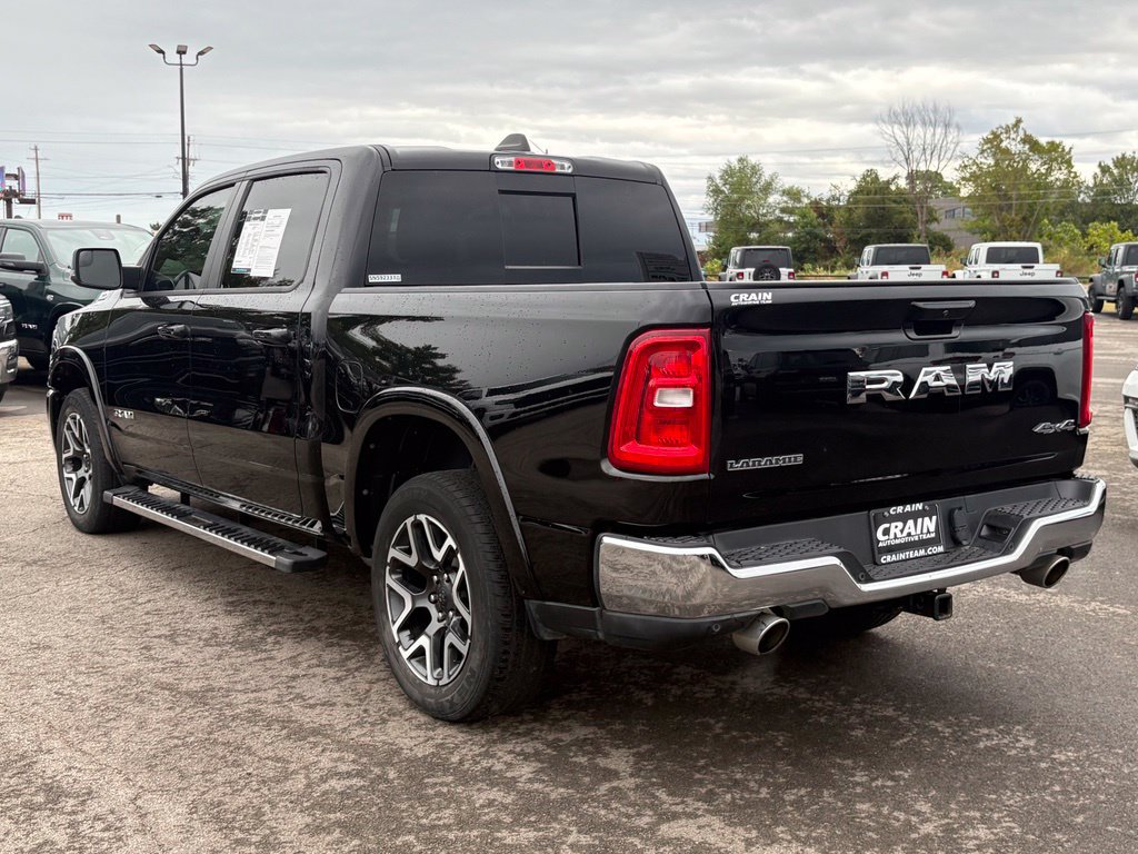 Used 2025 RAM 1500 Laramie AWD/4WD image 5