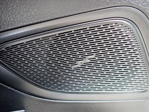 Used 2022 Mercedes-Benz C 300 4MATIC Sedan image 12