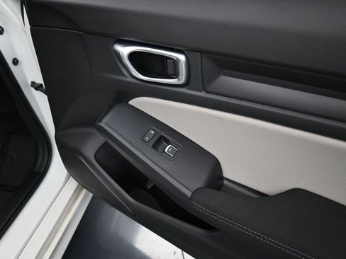 Used 2023 Honda Civic LX image 14