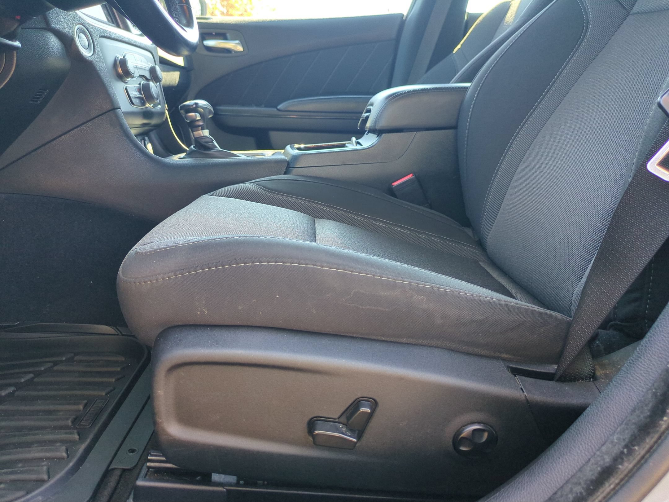 Used 2021 Dodge Charger SXT w/ Blacktop Package RWD image 13