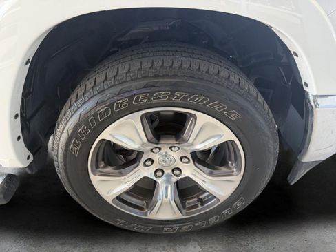 Used 2022 RAM 1500 Laramie AWD/4WD image 20