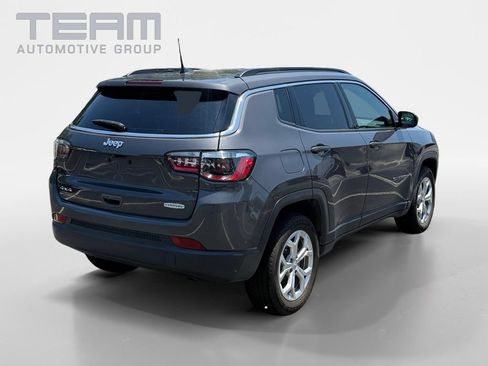 Certified 2024 Jeep Compass Latitude AWD/4WD image 7