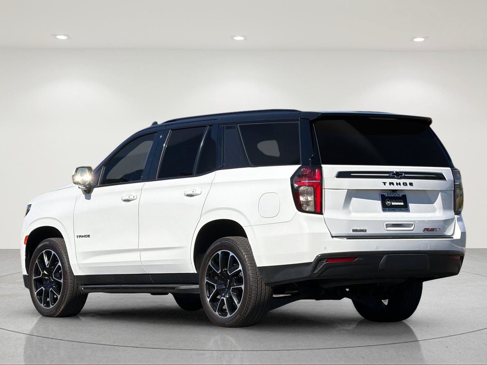 Used 2021 Chevrolet Tahoe RST AWD/4WD image 3
