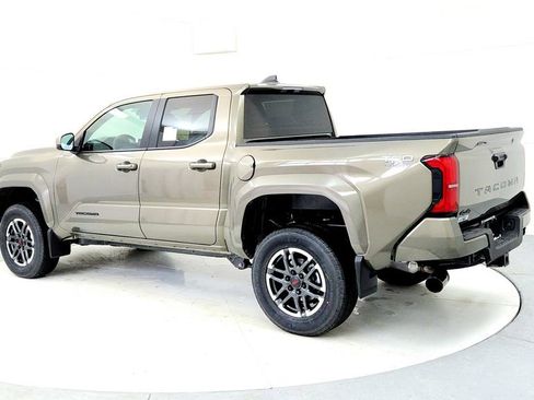 New 2026 Toyota Tacoma TRD Sport AWD/4WD image 4