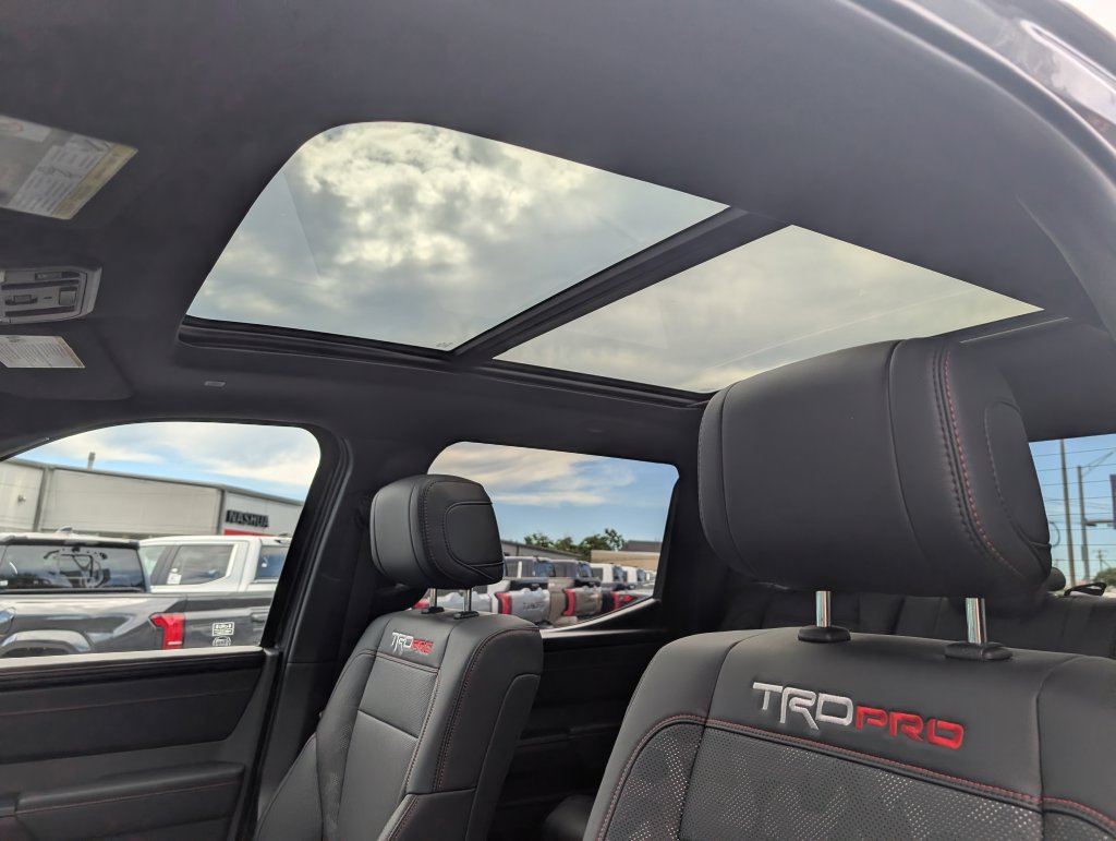 Used 2026 Toyota Tundra Limited AWD/4WD image 22