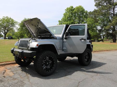 Used 2014 Jeep Wrangler Sport image 69