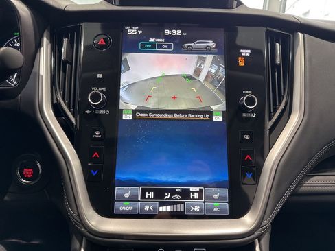 Used 2025 Subaru Outback Limited image 26