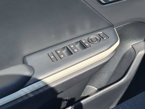 Used 2025 Kia K4 GT-Line w/ GT-Line Sunroof Package FWD image 13