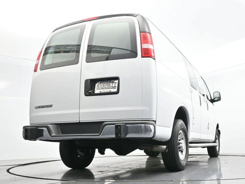 Used 2024 Chevrolet Express 2500 w/ Driver Convenience Package RWD image 43