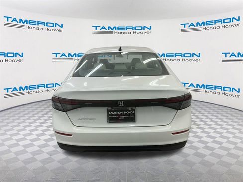 New 2025 Honda Accord SE image 4