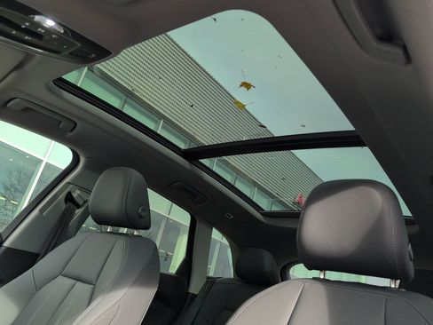 New 2025 Audi Q5 Premium image 17