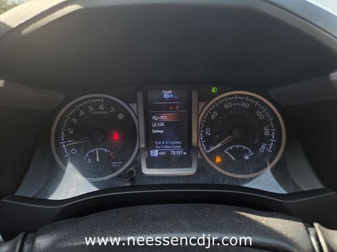 Used 2021 Toyota Tacoma SR5 image 10