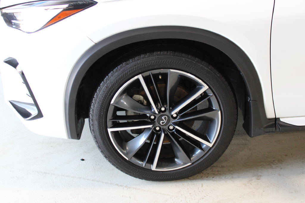 Used 2024 INFINITI QX50 Sport AWD/4WD image 4