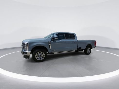 New 2026 Ford F350 Lariat w/ Chrome Package image 4