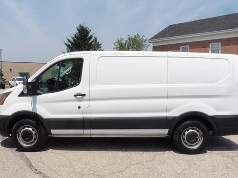 Used 2016 Ford Transit 150 130 Low Roof w/ Interior Upgrade Package RWD image 17
