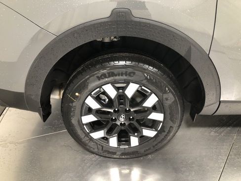 New 2025 Hyundai Santa Cruz SEL image 9