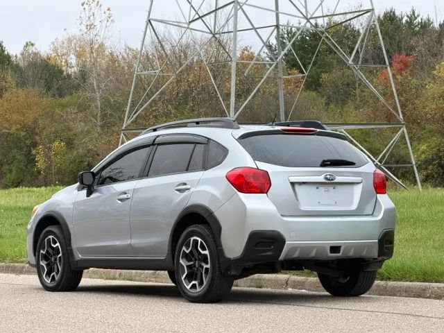 Used 2016 Subaru Crosstrek 2.0i Premium AWD/4WD image 11
