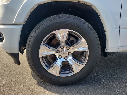 Used 2022 RAM 1500 Laramie w/ Sport Appearance Package image 10