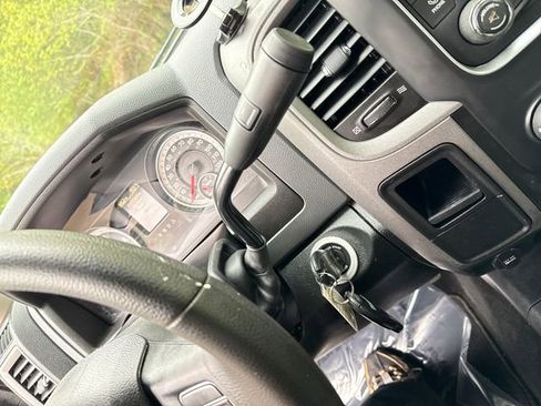 Used 2015 RAM 2500 Tradesman w/ Chrome Appearance Group AWD/4WD image 24