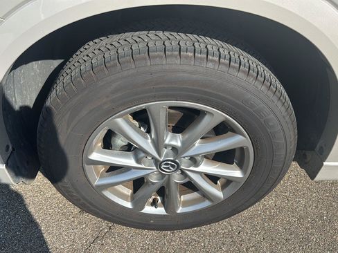 Used 2025 MAZDA CX-5 AWD 2.5 S w/ Preferred Package image 9