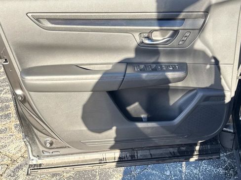 Used 2024 Honda CR-V Sport-L image 16