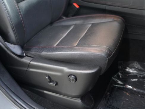 Used 2022 Dodge Durango R/T w/ Tow 'N Go Package AWD/4WD image 30