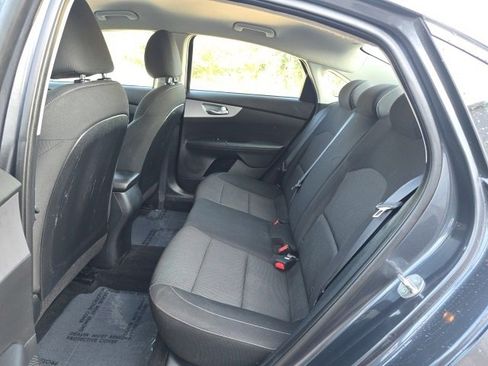 Used 2023 Kia Forte LXS w/ LXS Technology Package image 25