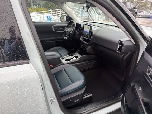 Used 2022 Ford Bronco Sport Outer Banks w/ Tech Package image 9