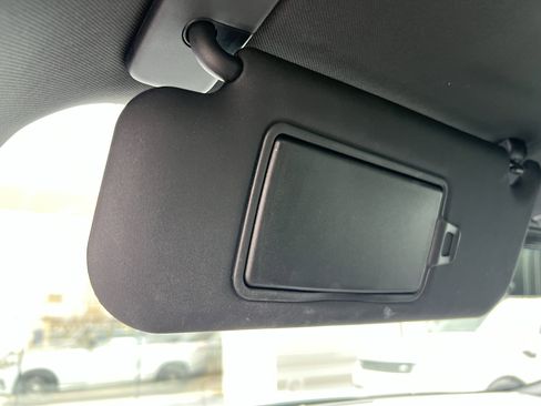 Certified 2025 Jaguar F-PACE R-Dynamic S image 25