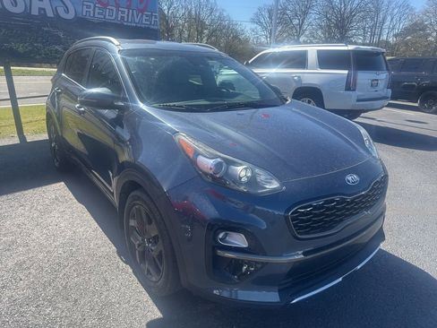 Used 2020 Kia Sportage S image 3
