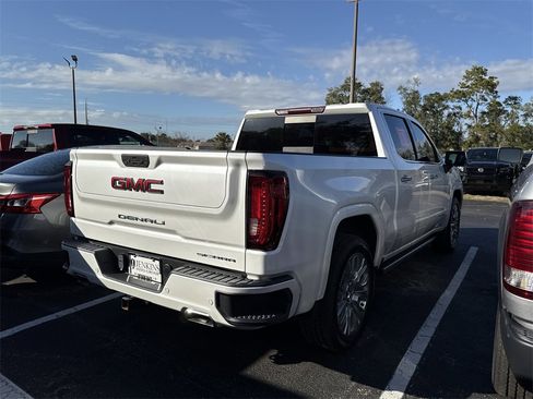 Used 2021 GMC Sierra 1500 Denali w/ Denali Premium Package image 6