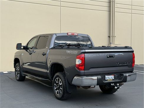 Used 2018 Toyota Tundra SR5 w/ TRD Off Road Package image 5